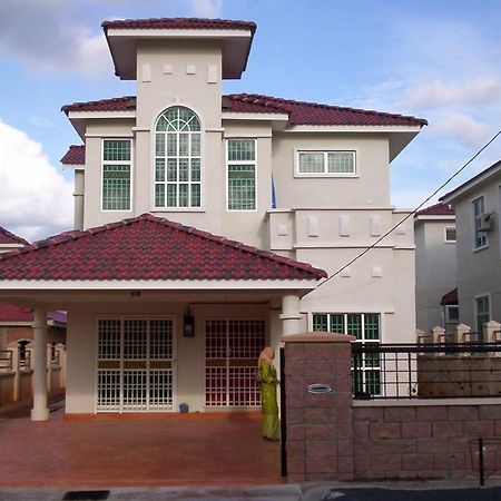 Casa D'Astana Homestay Sungai Petani For Muslim Only المظهر الخارجي الصورة